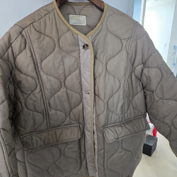 Oak & Fort Quilted Jacket - Picture 3 of 9
